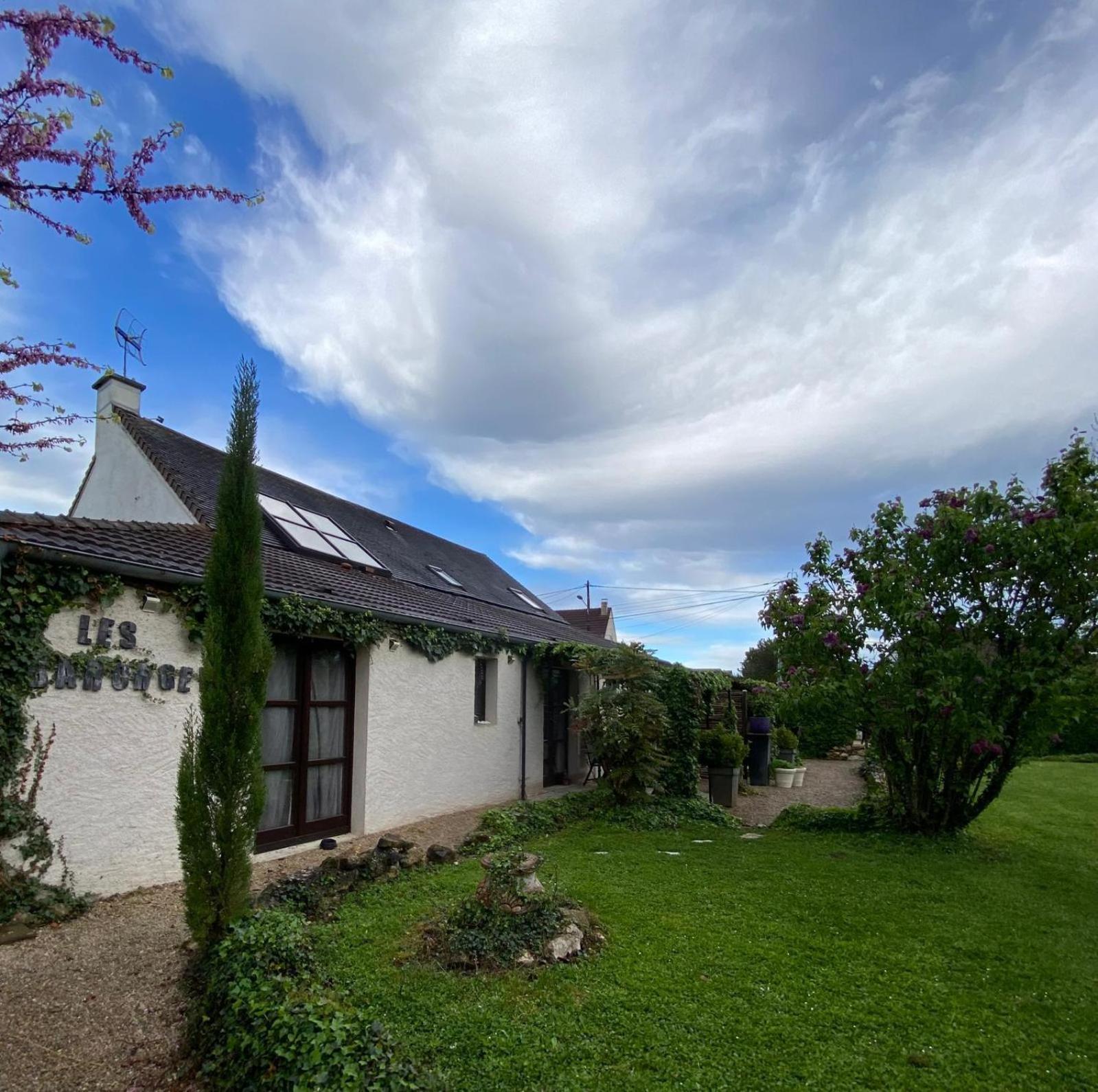 Gite Et Studios Les Barongeres Farges-les-Chalon ภายนอก รูปภาพ