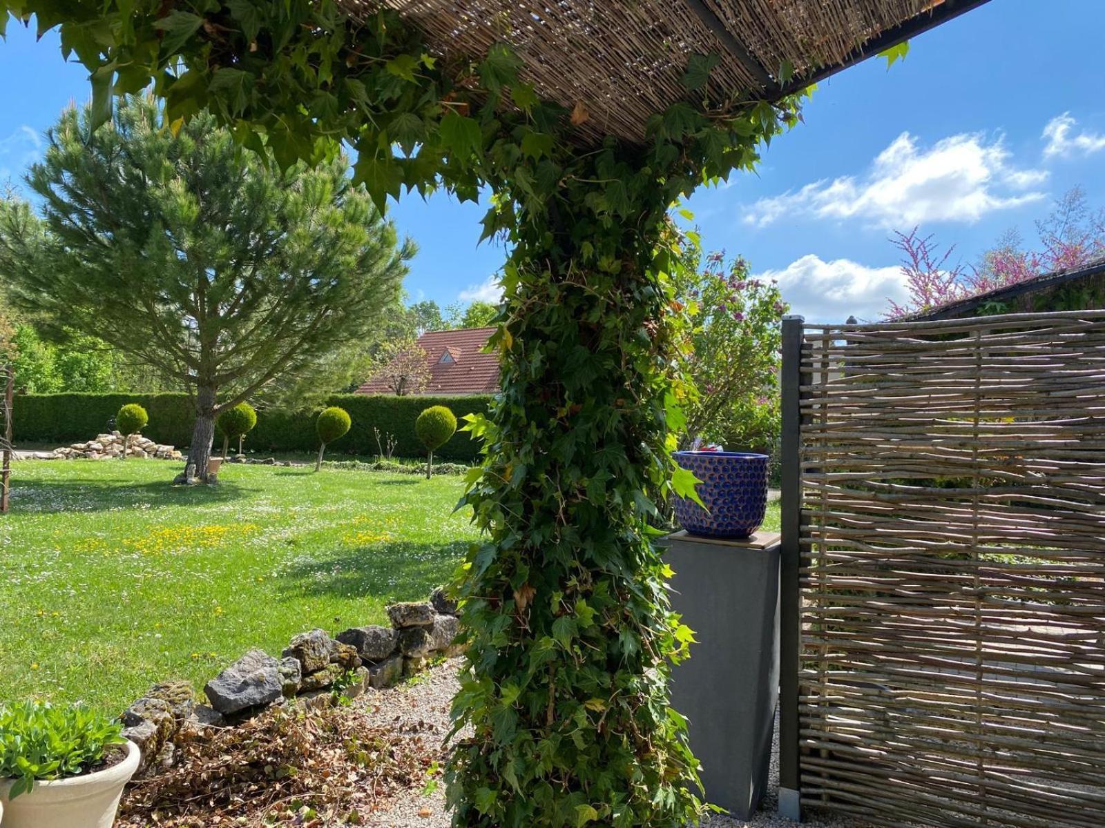 Gite Et Studios Les Barongeres Farges-les-Chalon ภายนอก รูปภาพ